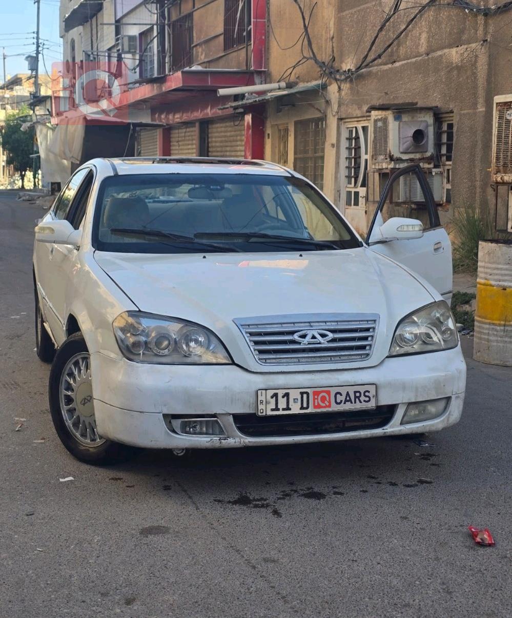 شيري إيستار